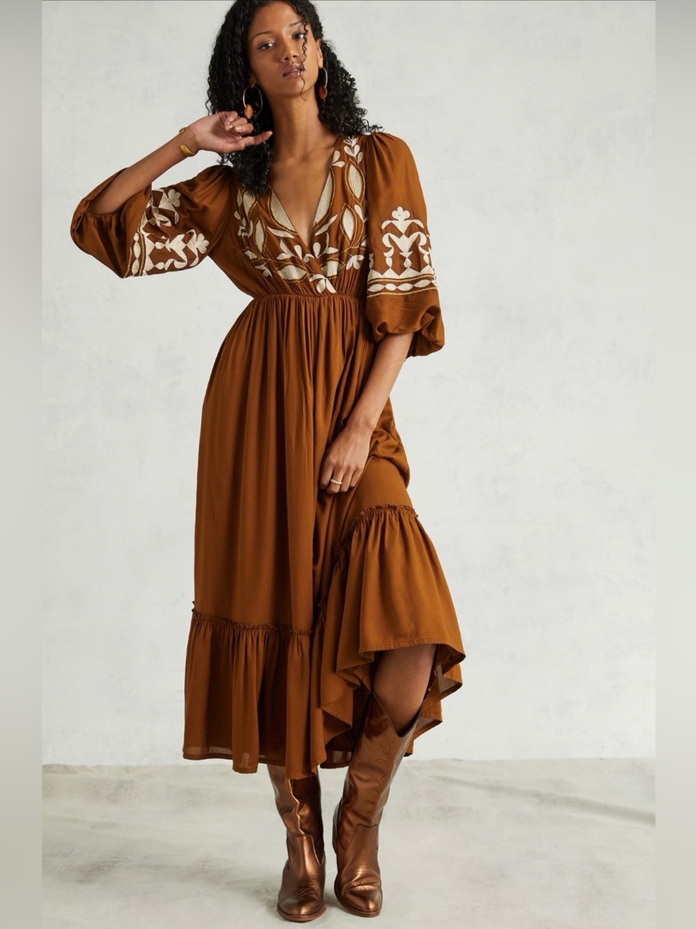 Anthropologie Let Me Be Embroidered Open Back Maxi Dress Brown Ivory Boho Size S